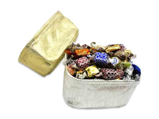 Cesta Tela Oro Plata/ Surtido Vasquitos y Nesquitas